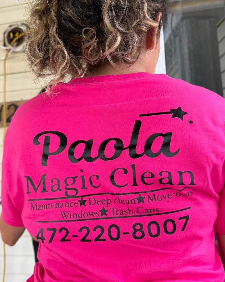 Magic Clean staff member wearing the company shirt